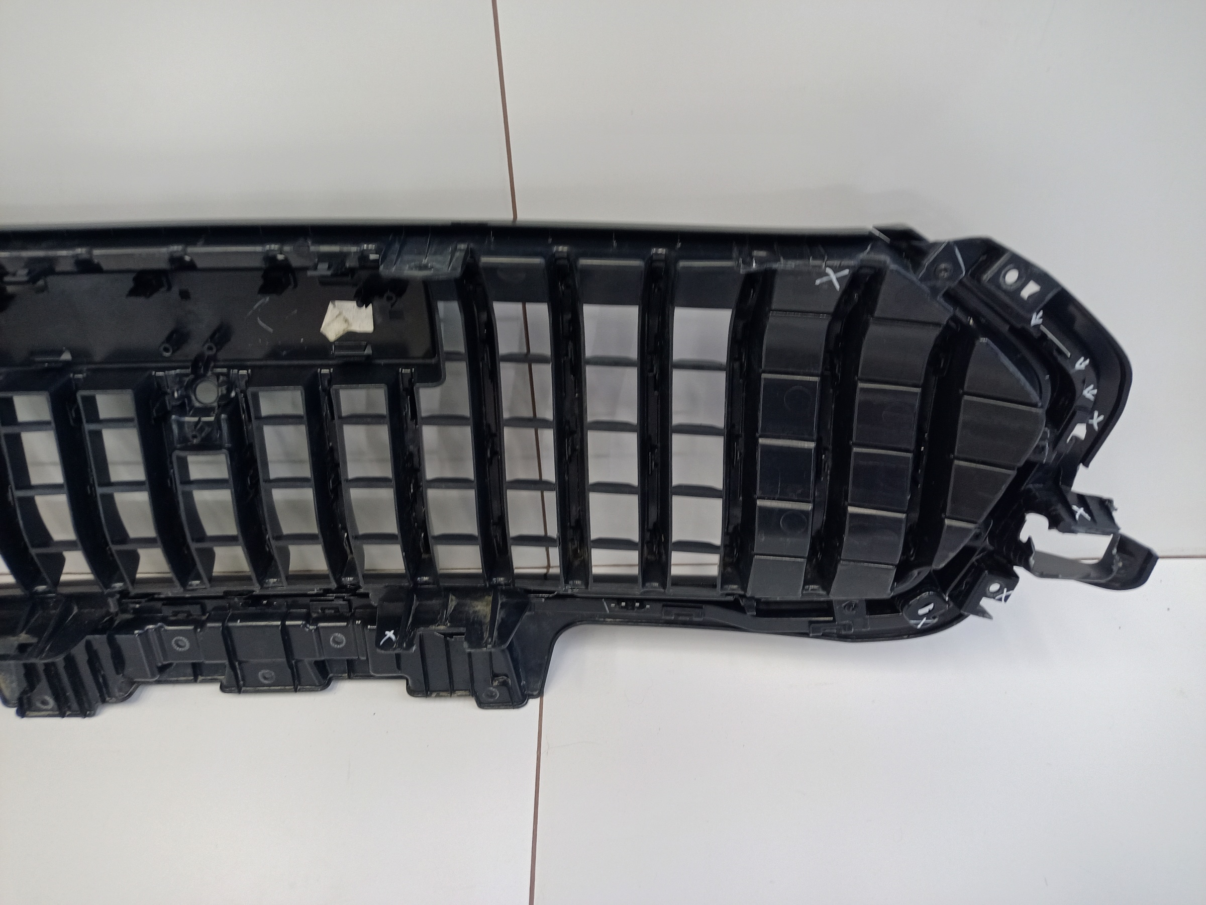 Решетка радиатора Haval Jolion Restail под камеру