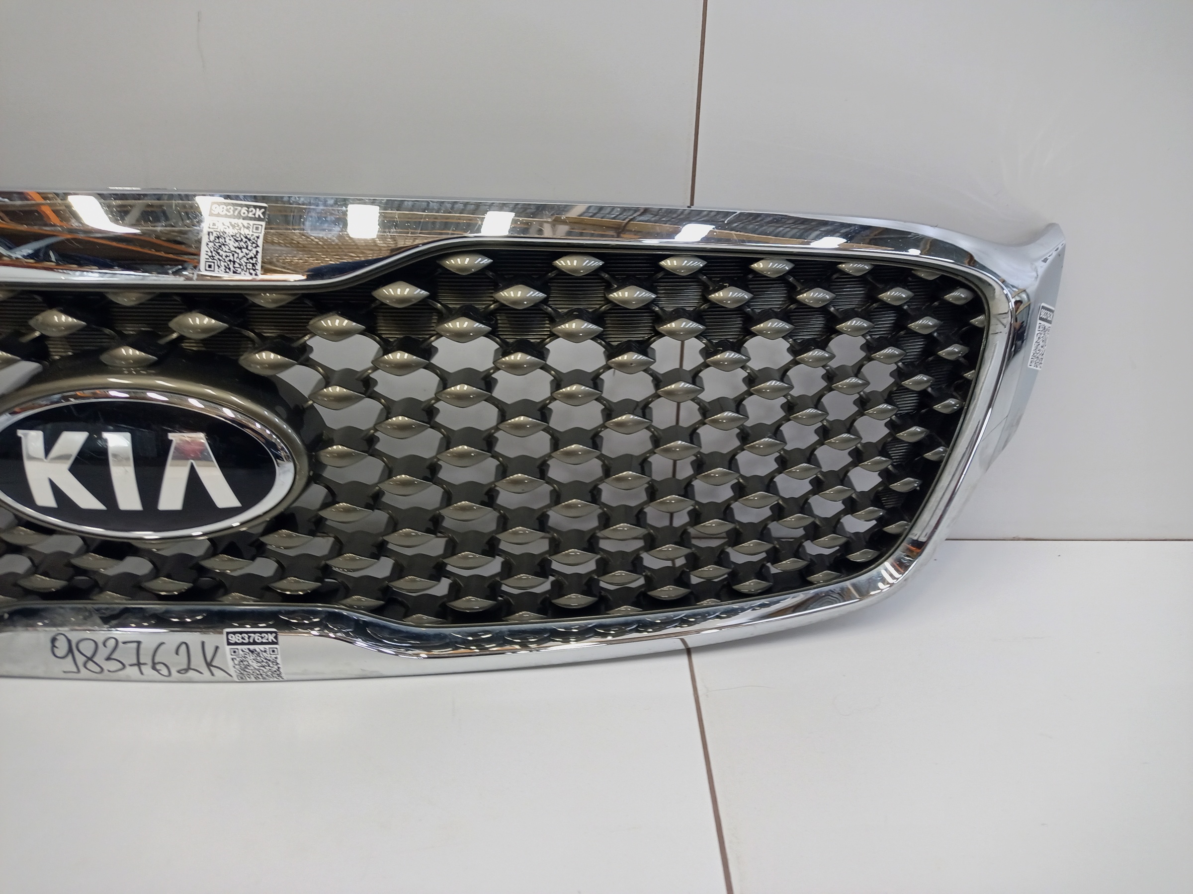 Решетка радиатора Kia Sorento 3