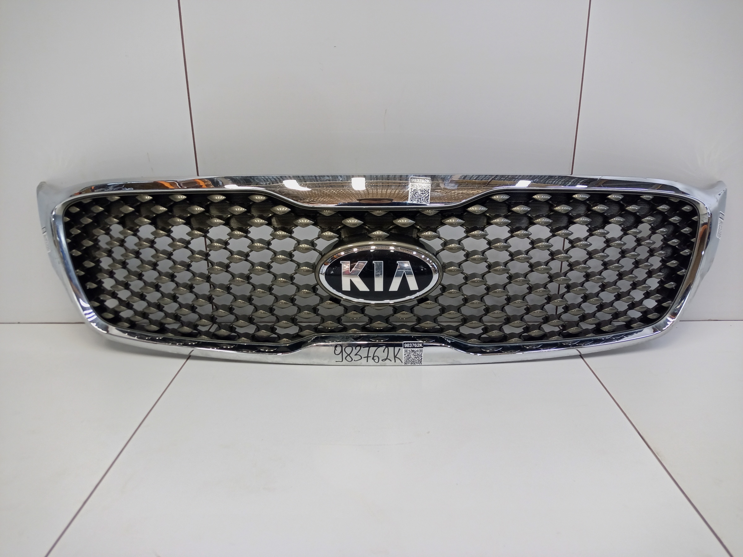 Решетка радиатора Kia Sorento 3