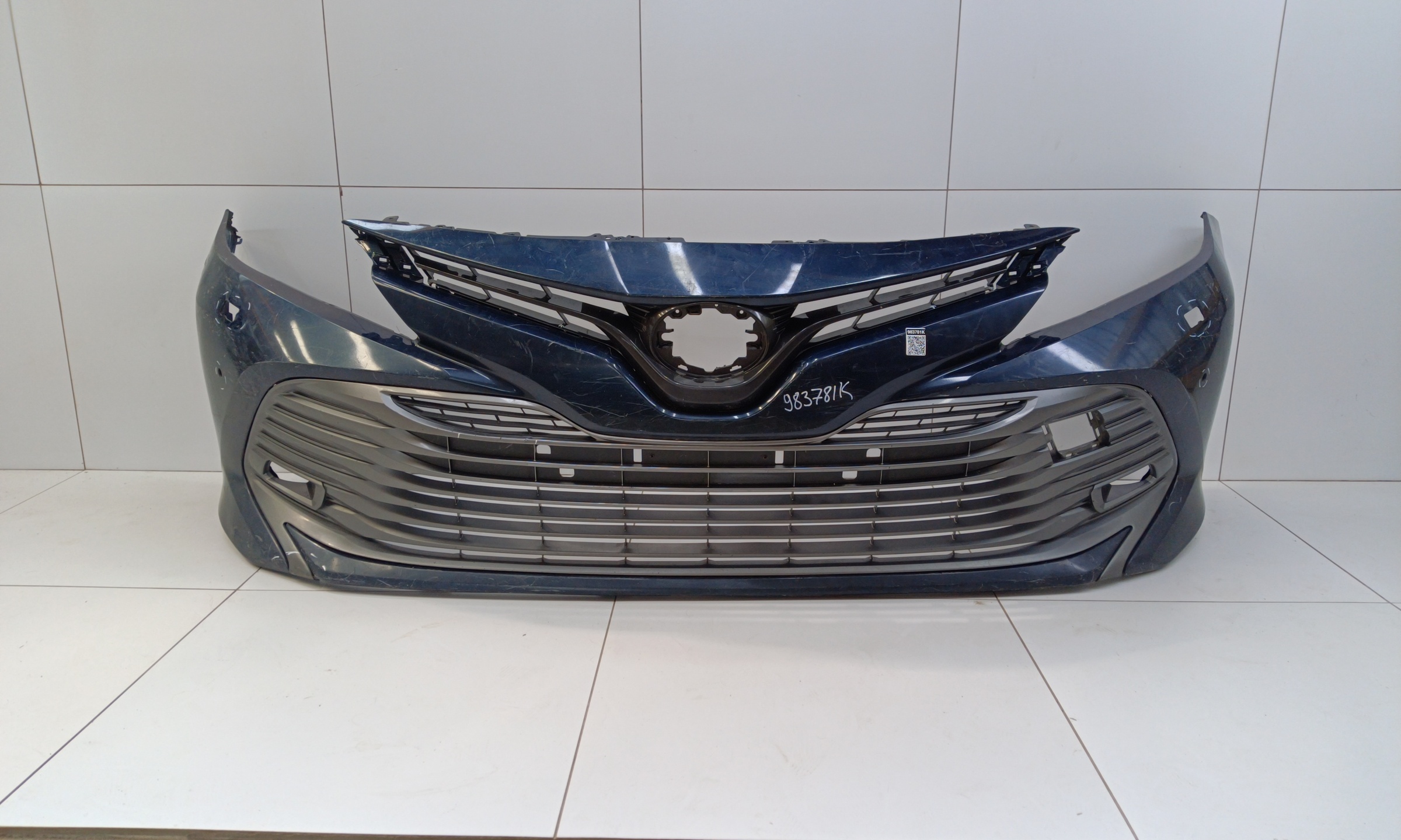 Бампер передний Toyota Camry V70