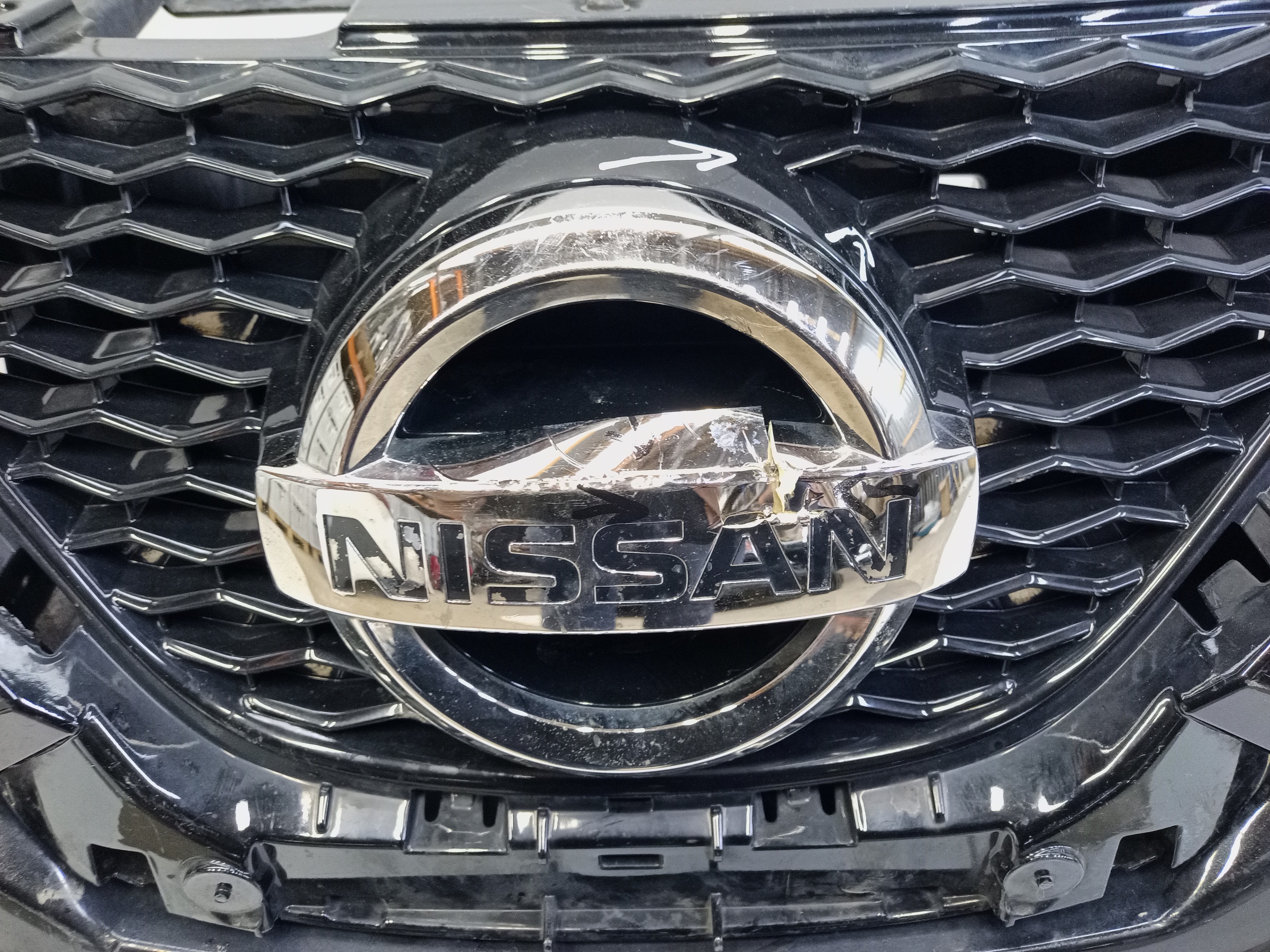 Бампер передний Nissan Qashqai 2