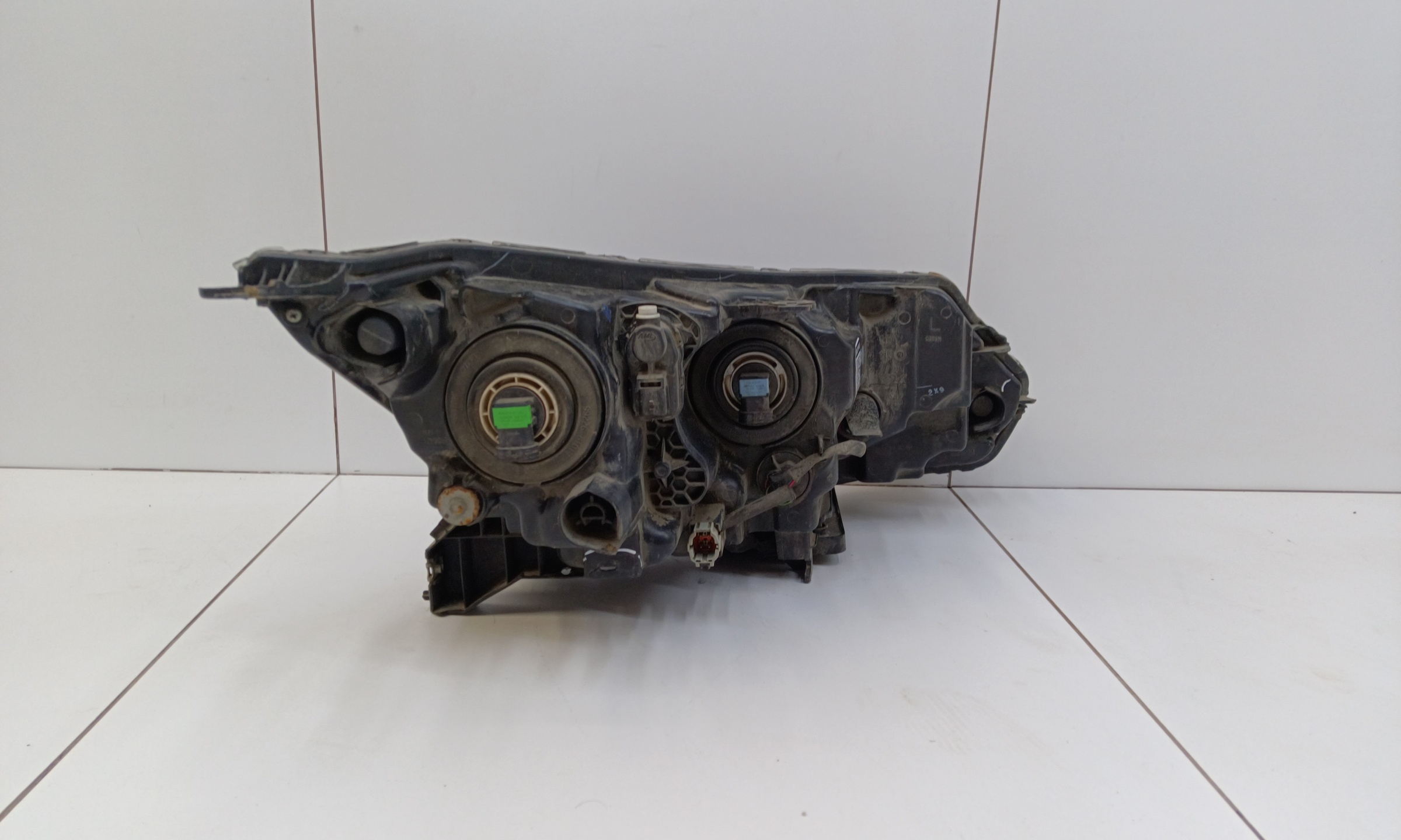 Фара передняя левая Nissan Qashqai 2 Restail галоген