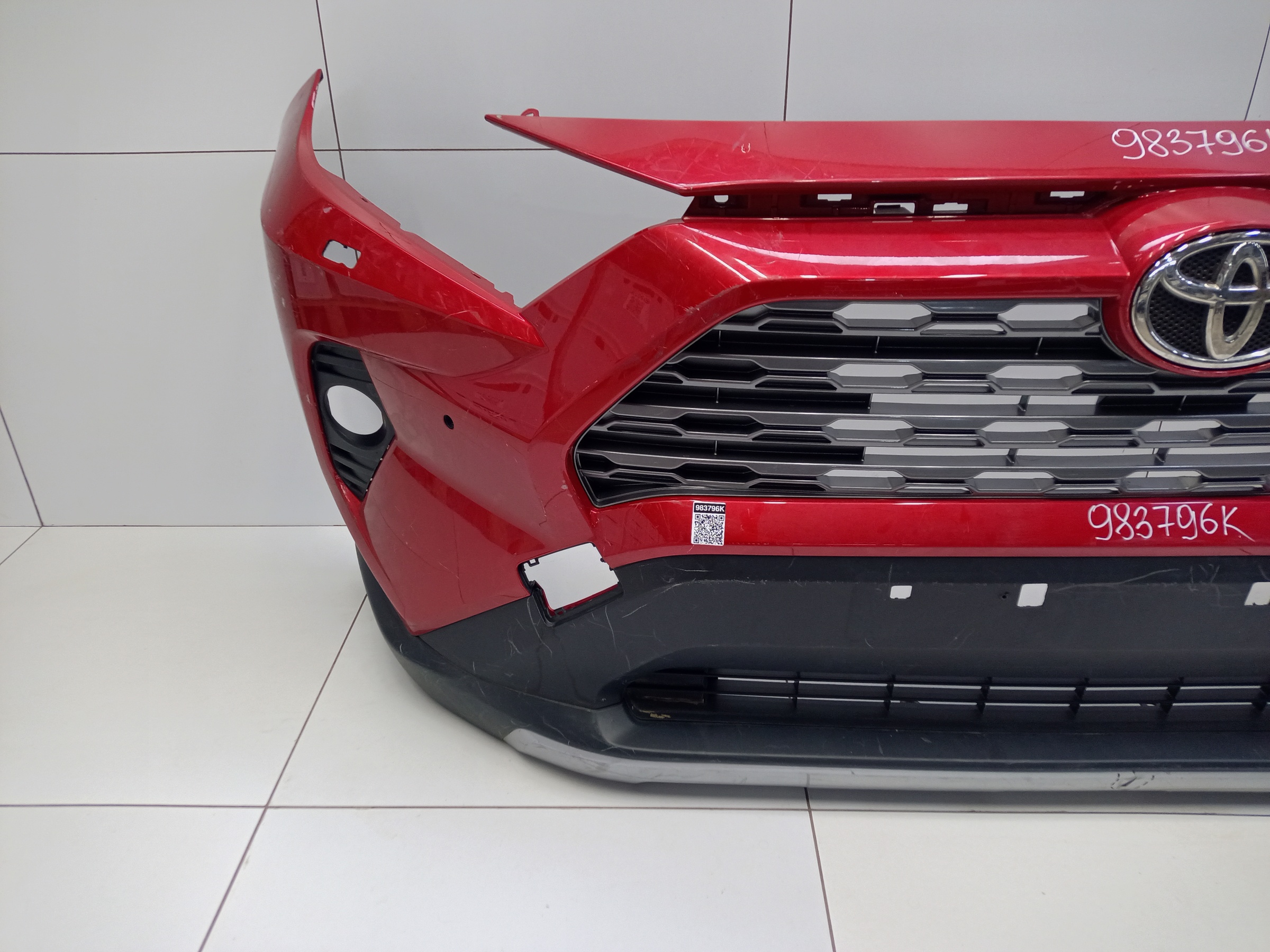 Бампер передний Toyota RAV4 XA50