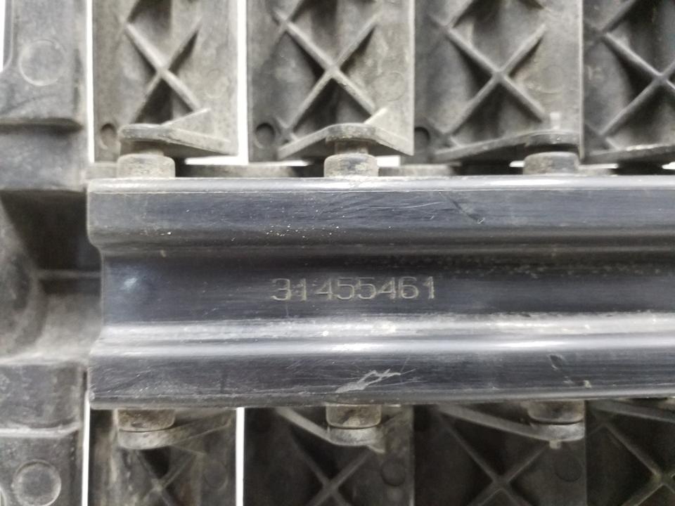 Жалюзи воздуховода радиатора Volvo XC90 2