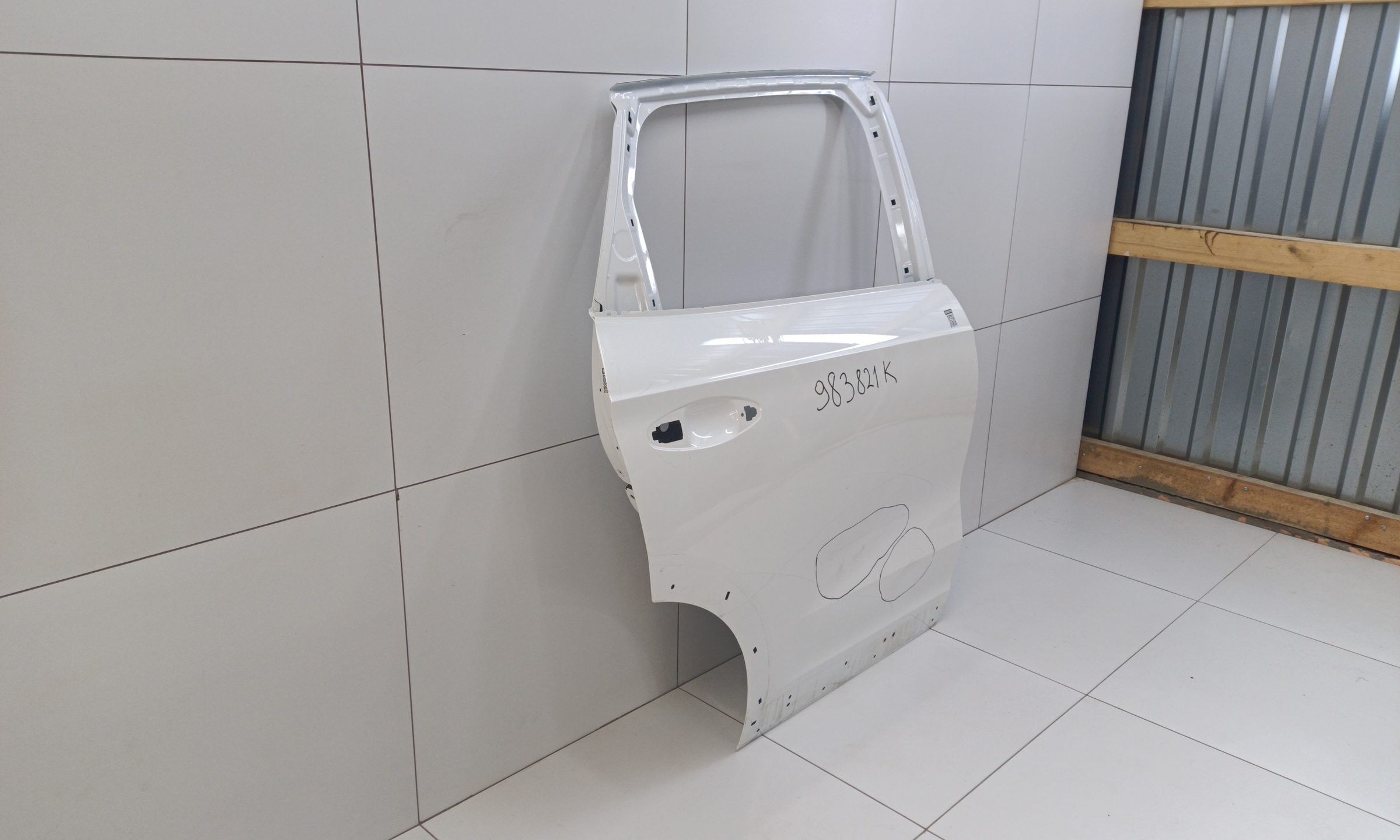 Дверь задняя правая Haval Jolion Restail