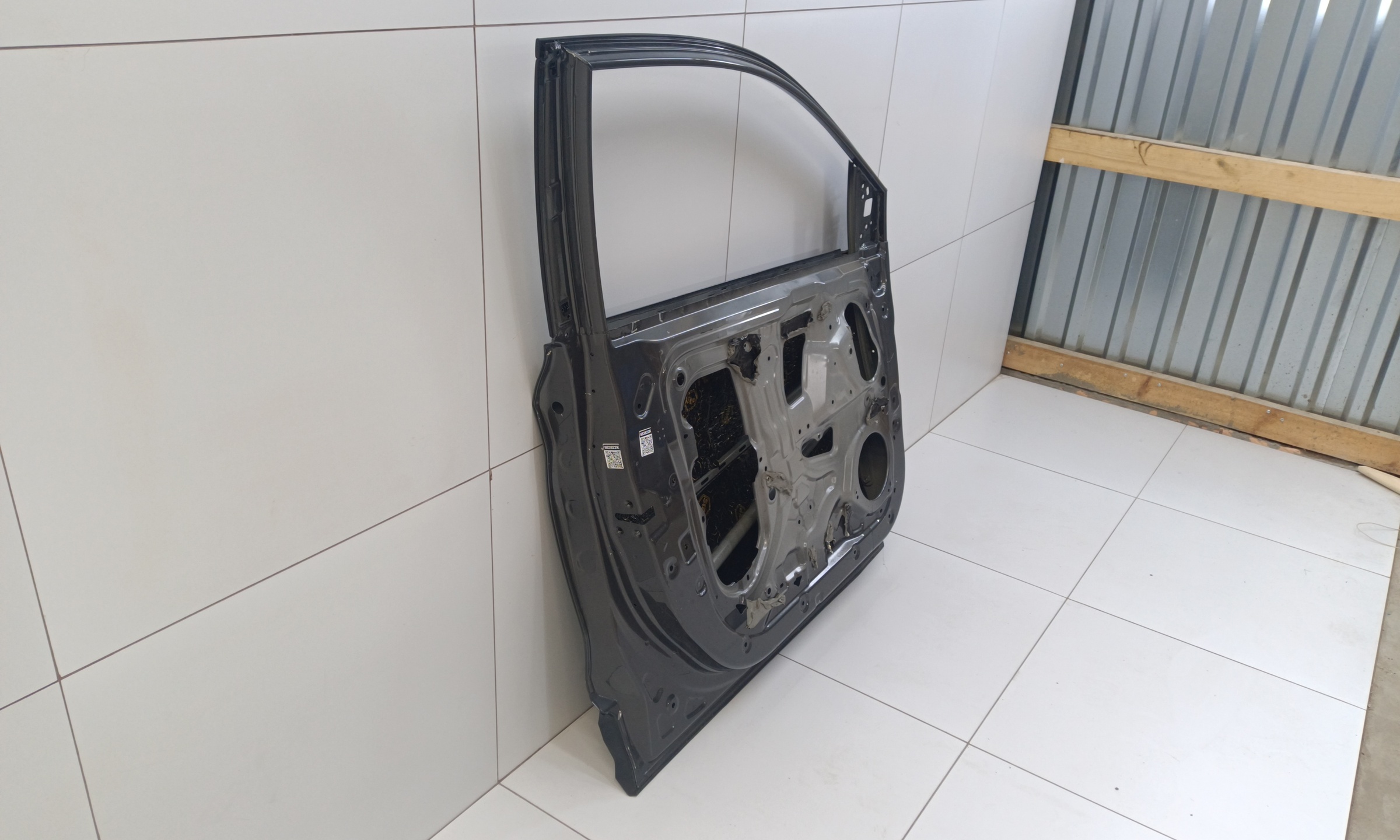 Дверь передняя левая Geely Coolray