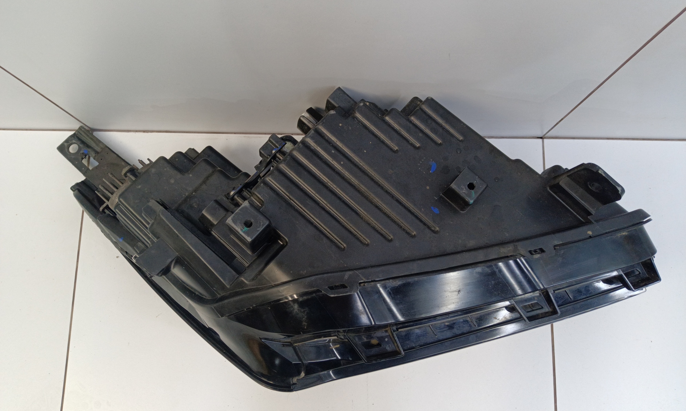 Фара передняя левая Geely Coolray Restail LED