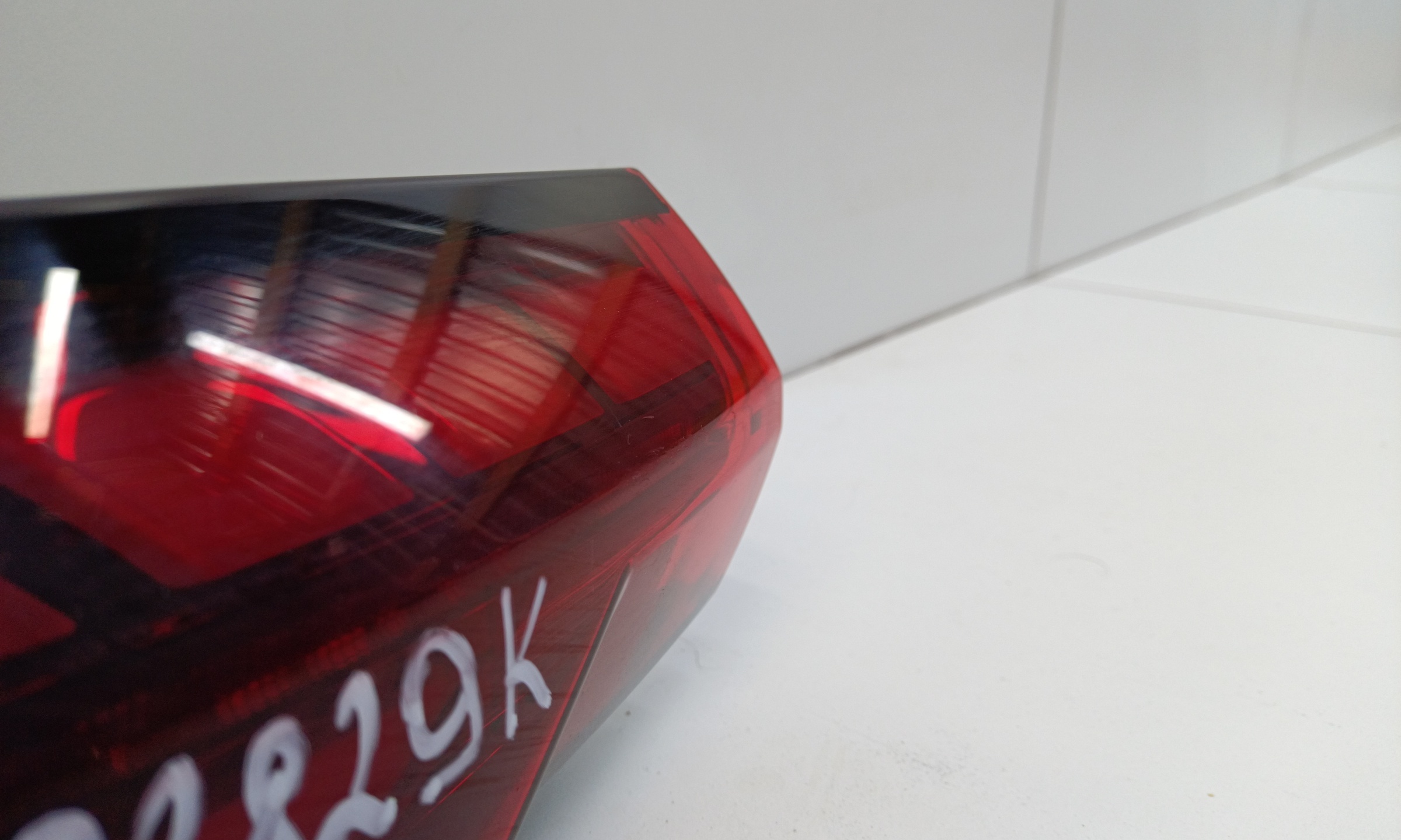 Фонарь задний левый наружный Geely Coolray Restail LED