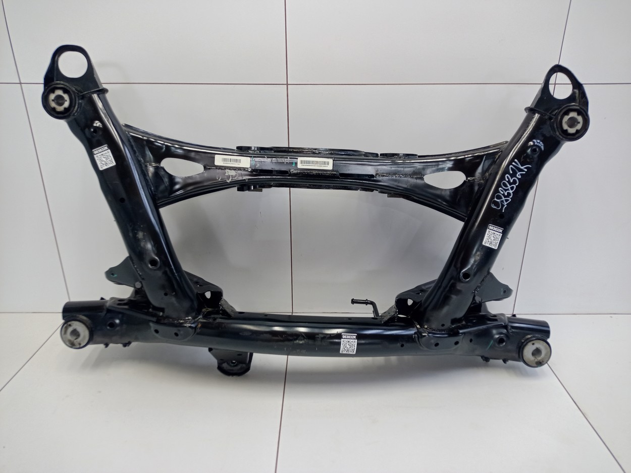 Подрамник задний Geely Monjaro
