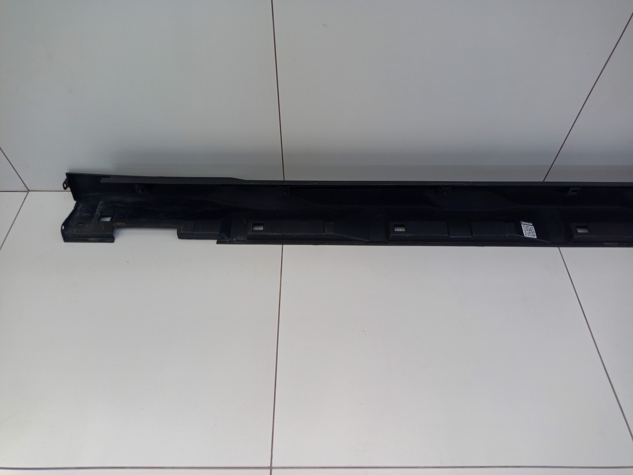 Накладка порога правого Subaru Outback 6