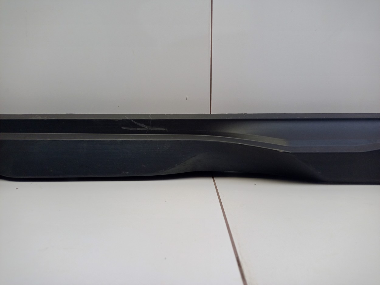 Накладка порога правого Subaru Outback 6
