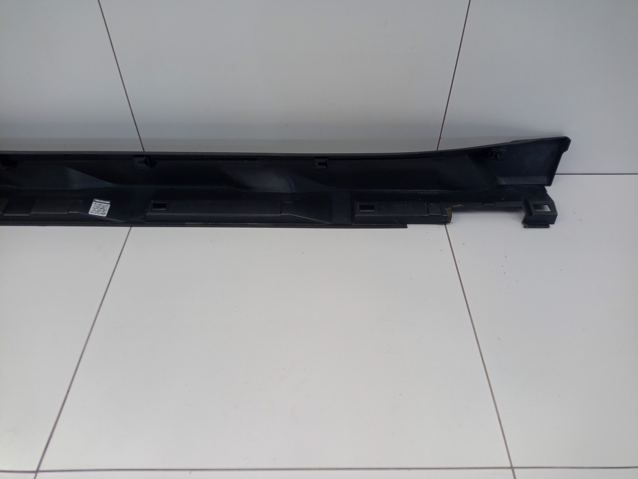 Накладка порога правого Subaru Outback 6