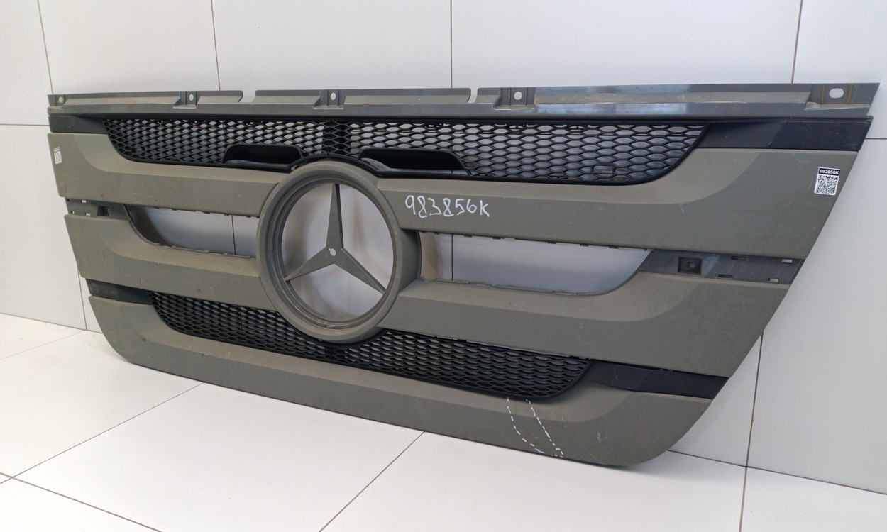 Решётка радиатора Mercedes-Benz Actros 3 (высокая кабина)