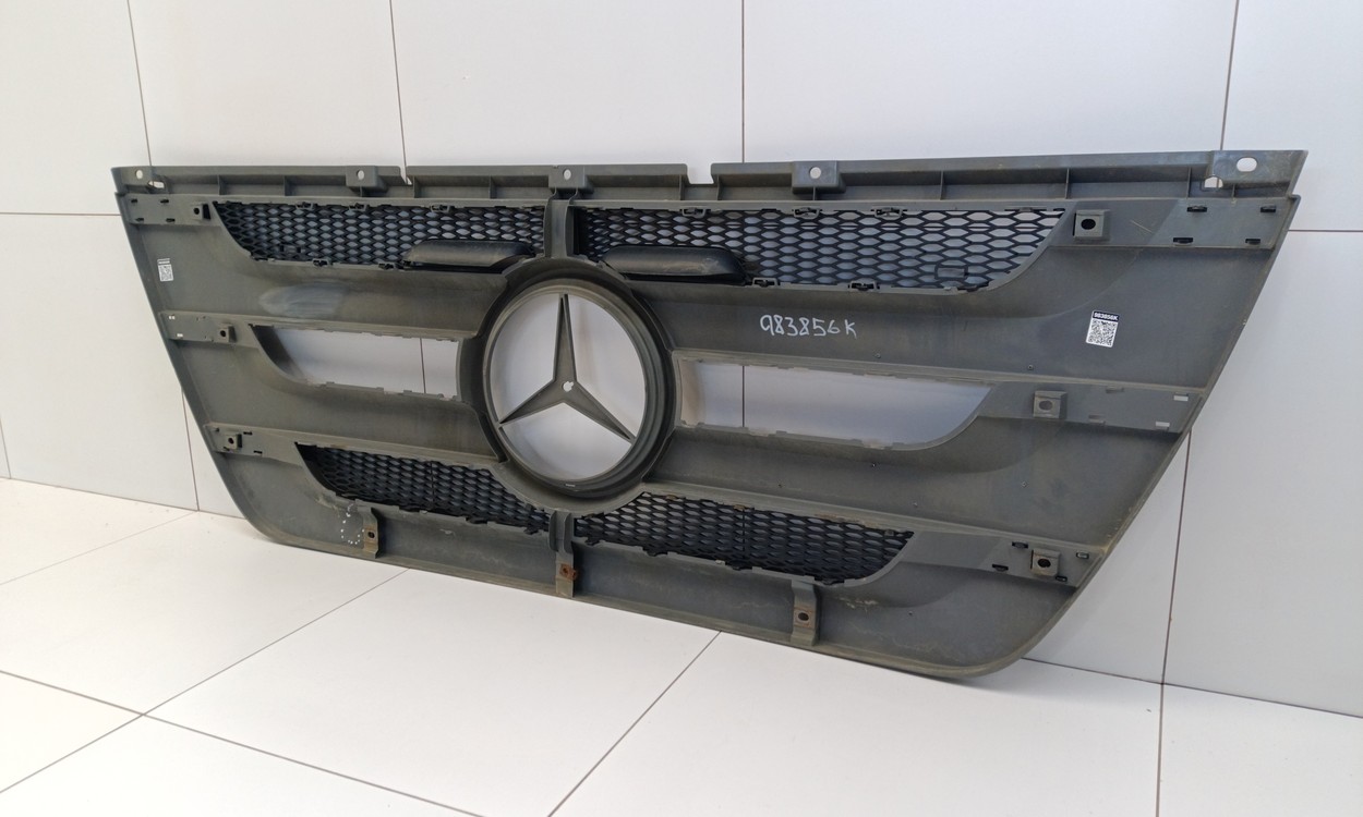 Решётка радиатора Mercedes-Benz Actros 3 (высокая кабина)