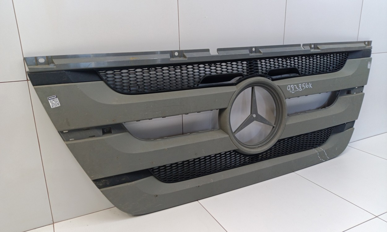 Решётка радиатора Mercedes-Benz Actros 3 (высокая кабина)