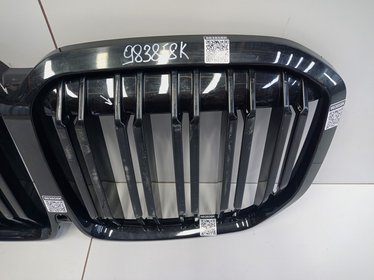 Решётка радиатора черная BMW X7 G07 " ATS "