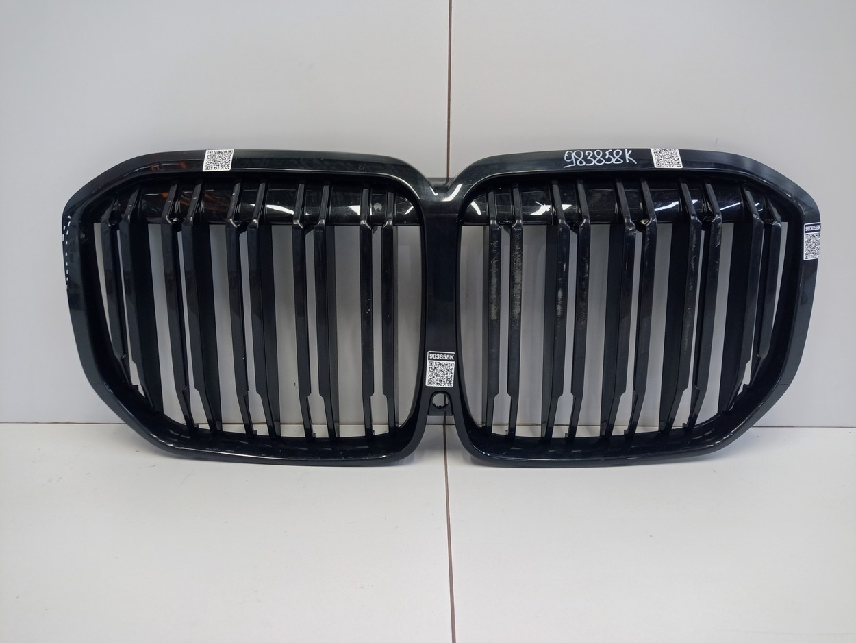 Решётка радиатора черная BMW X7 G07 " ATS "