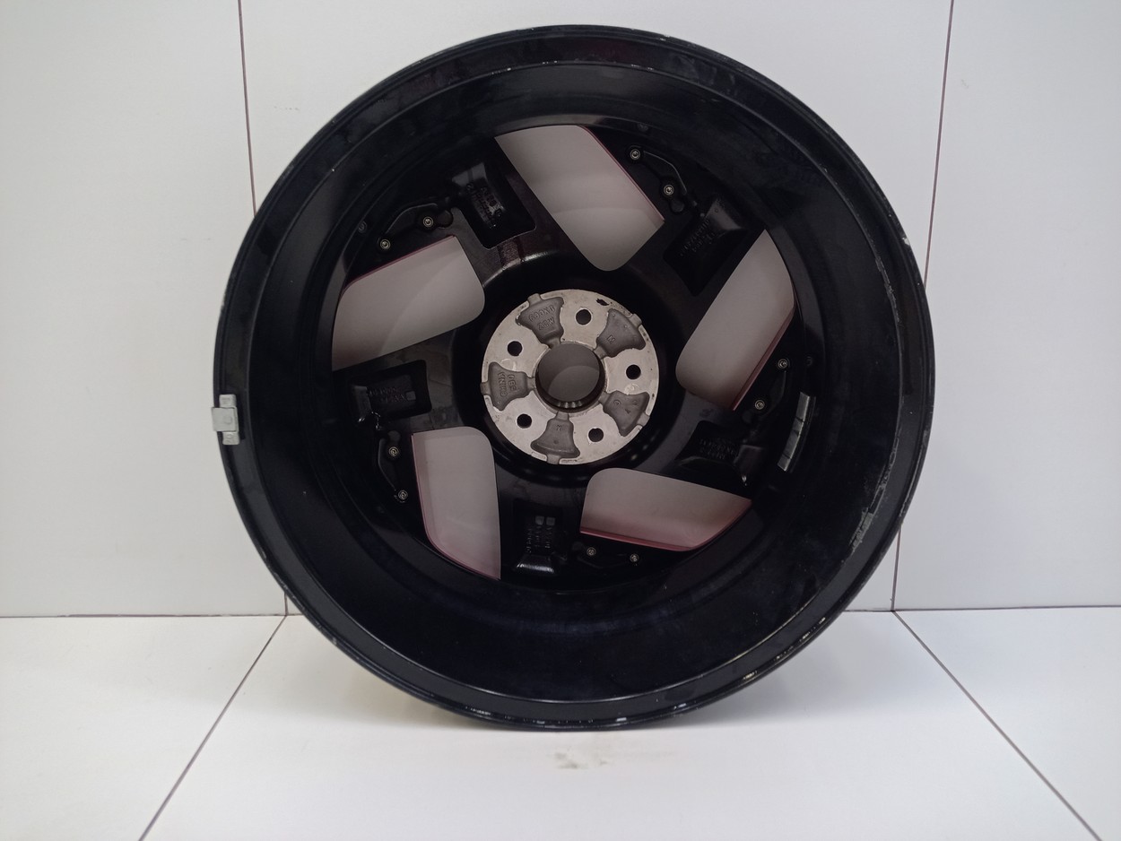 Диск колеса литой Omoda C5 R18 красный