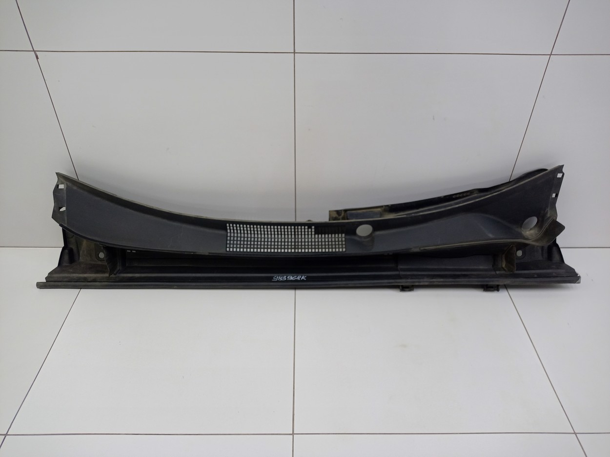 Жабо Toyota RAV4 XA50