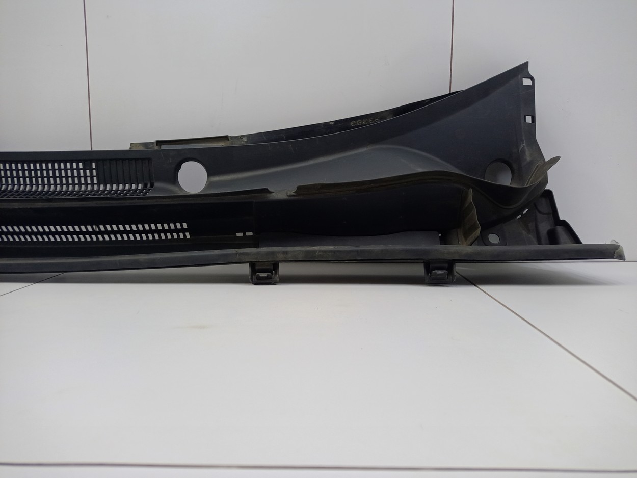 Жабо Toyota RAV4 XA50