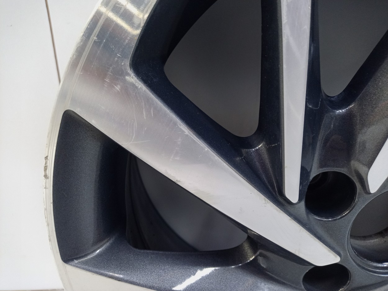 Диск колеса литой Volkswagen Jetta 6 R16