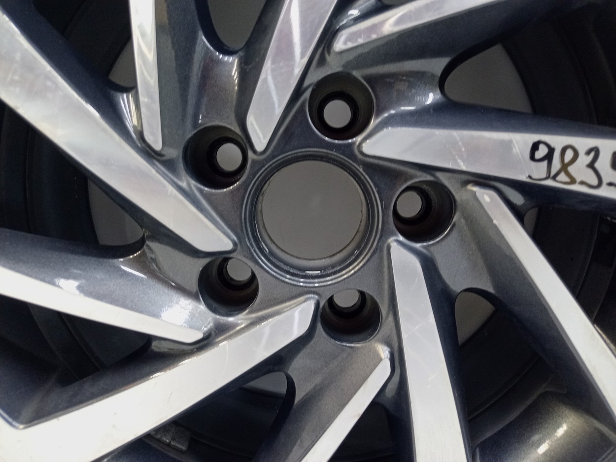 Диск колеса литой Volkswagen Jetta 6 R16