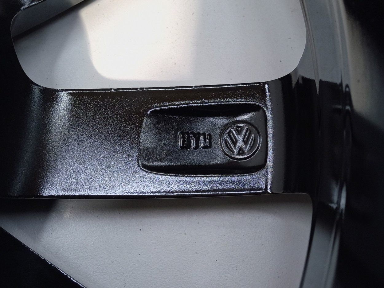 Диск колеса литой Volkswagen Polo 5 R16