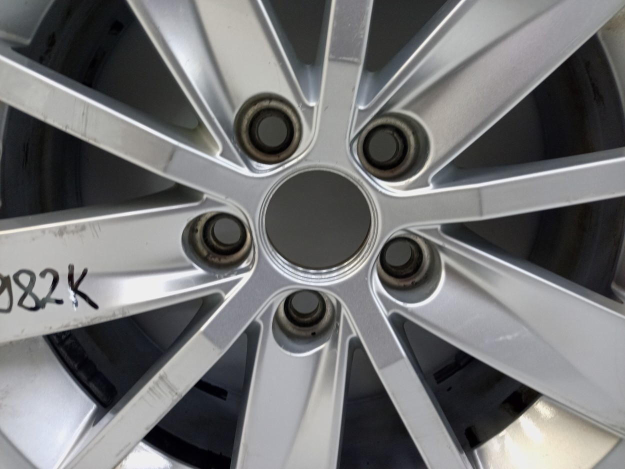 Диск колеса литой Volkswagen Polo 5 Restail R15