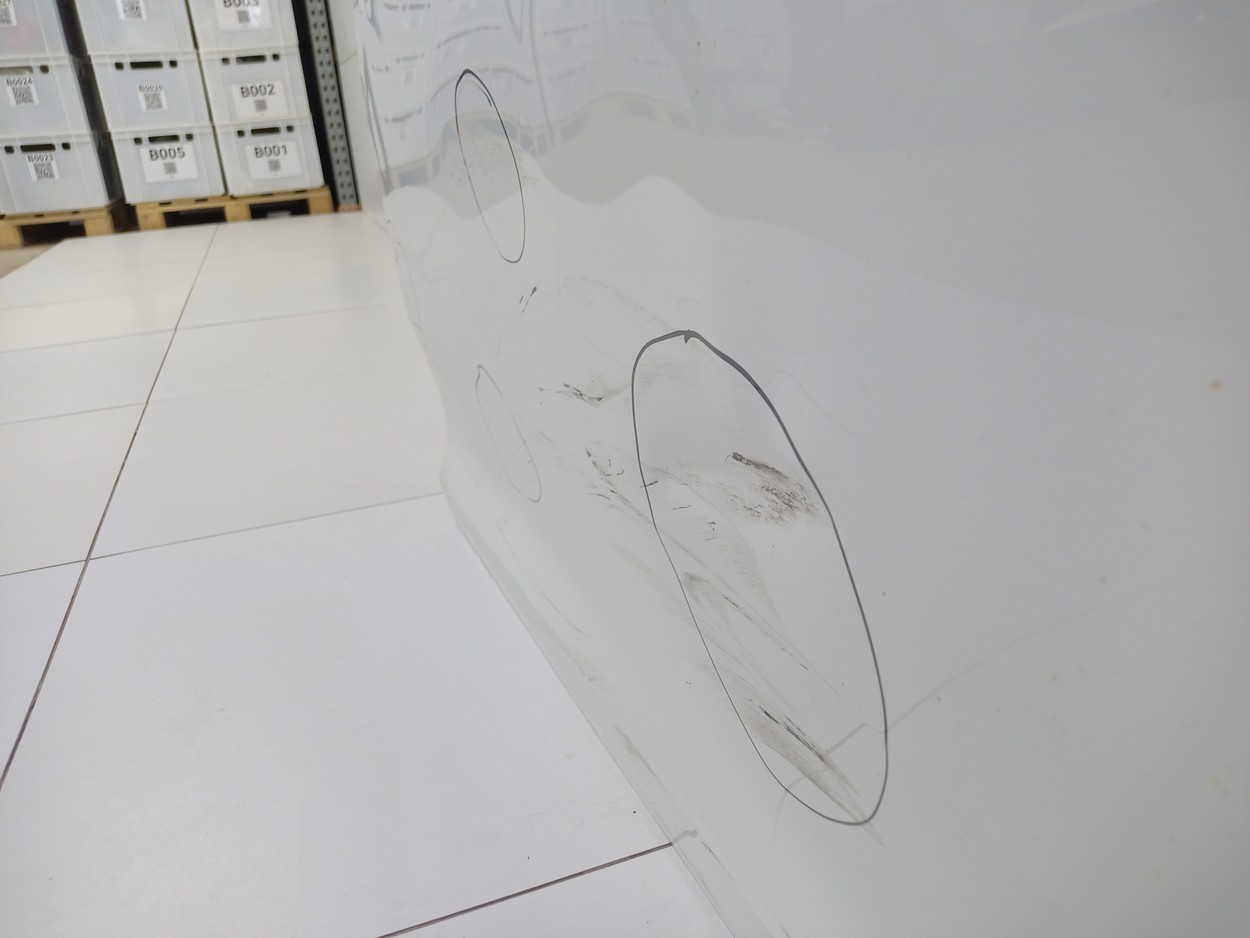 Дверь передняя правая Skoda Rapid