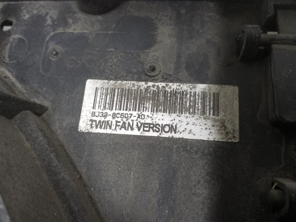 Диффузор вентилятора радиатора Land Rover Range Rover Evoque 1