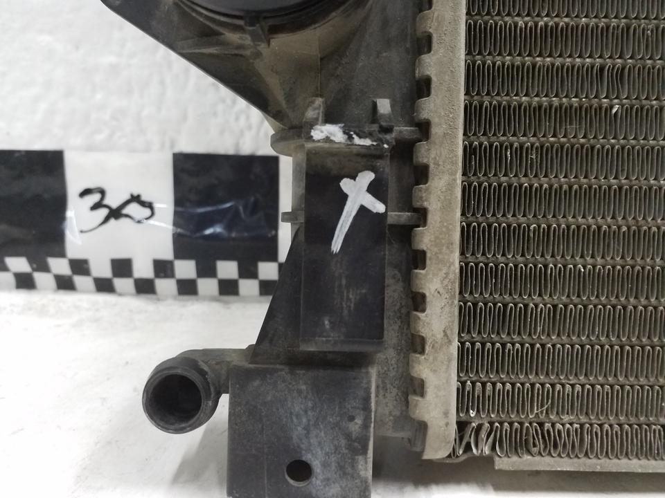 Радиатор охлаждения двигателя Ford Mondeo 4 A/T