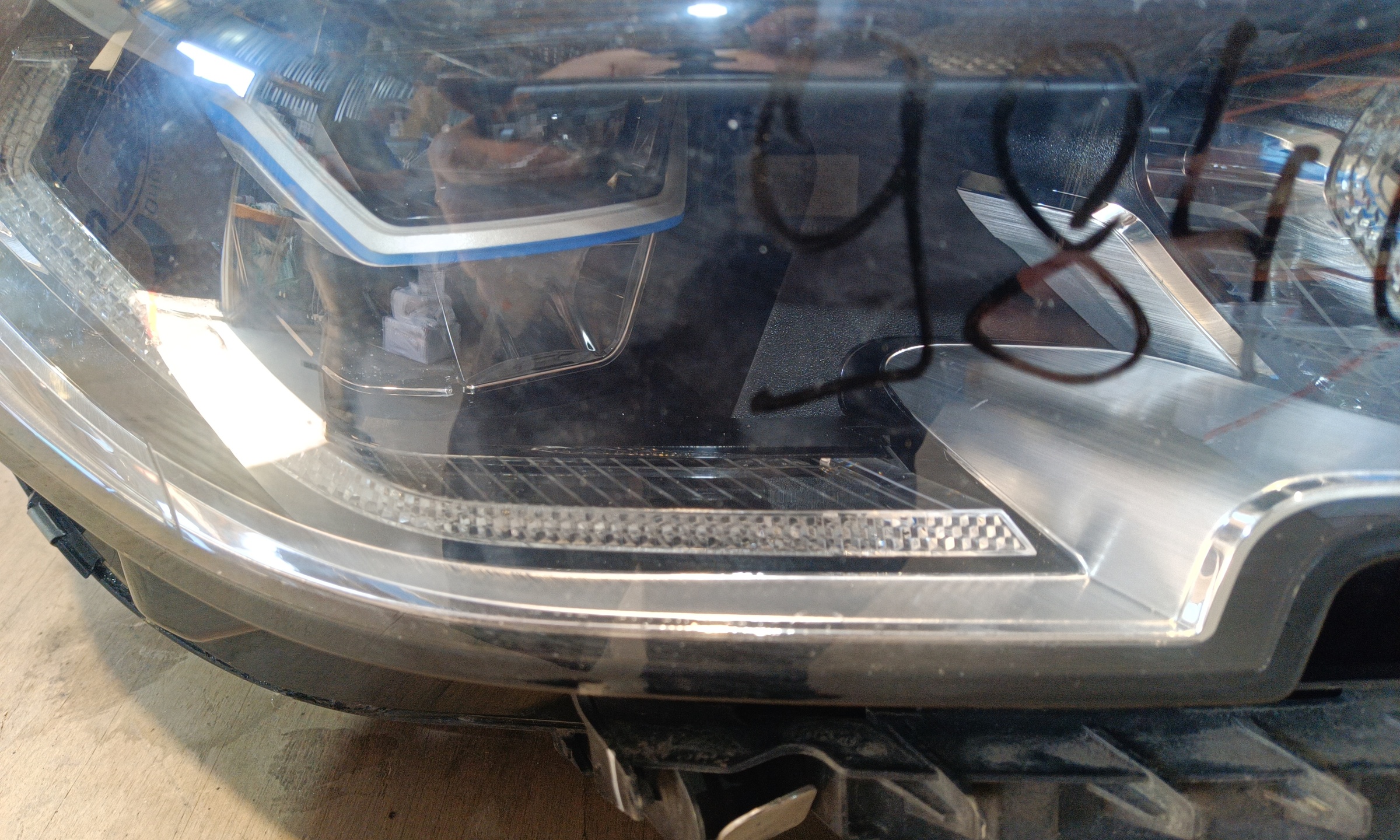 Фара передняя правая BMW 3er G20 Laser