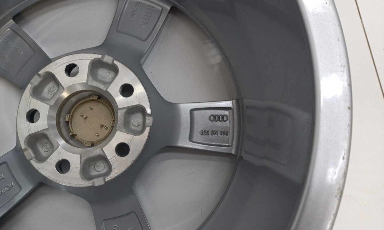 Диск колеса литой Audi A6 C7 R16