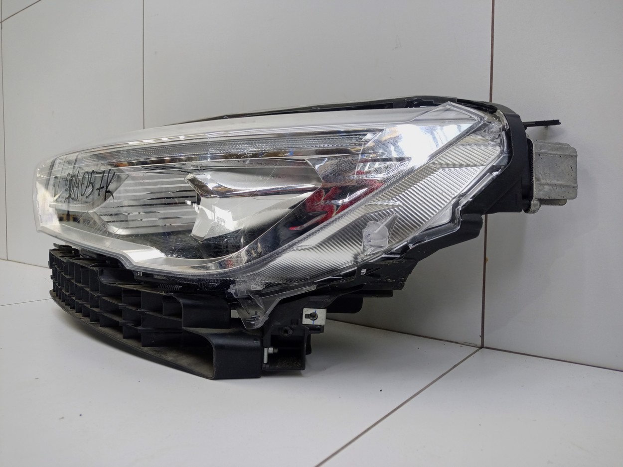 Фара передняя левая Haval M6 2 LED