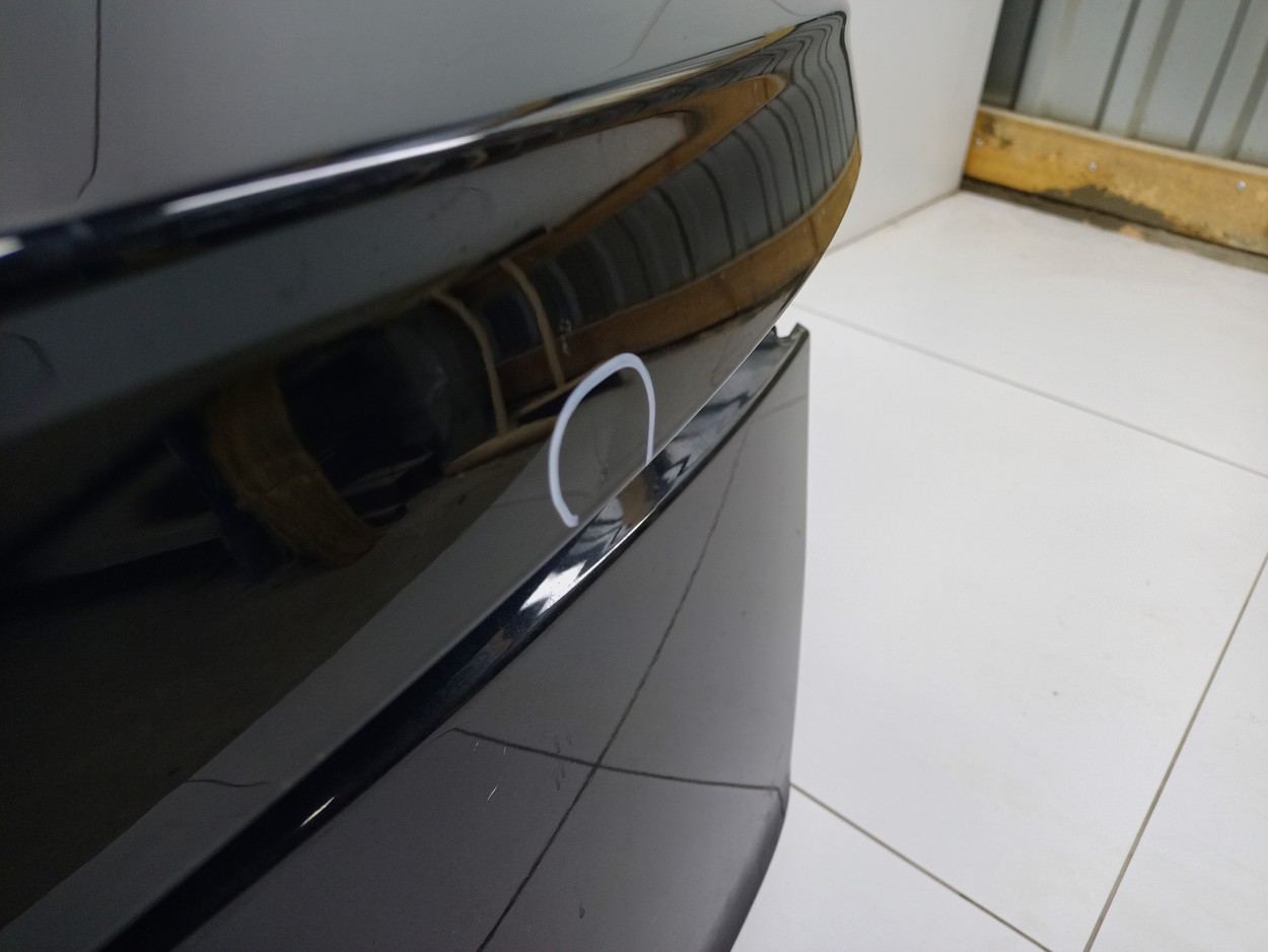 Крышка багажника Hongqi H9 Sedan