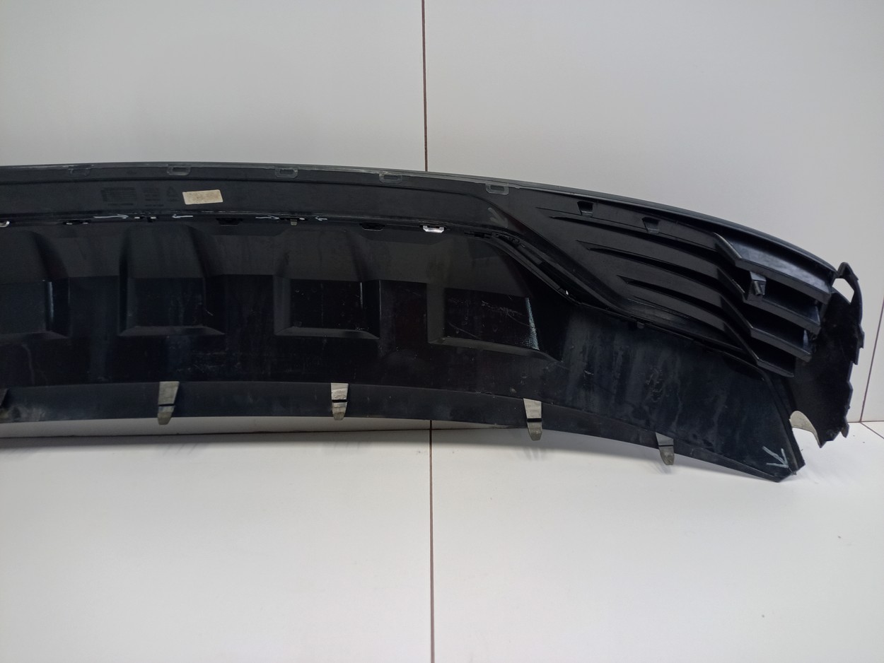 Юбка заднего бампера Geely Monjaro