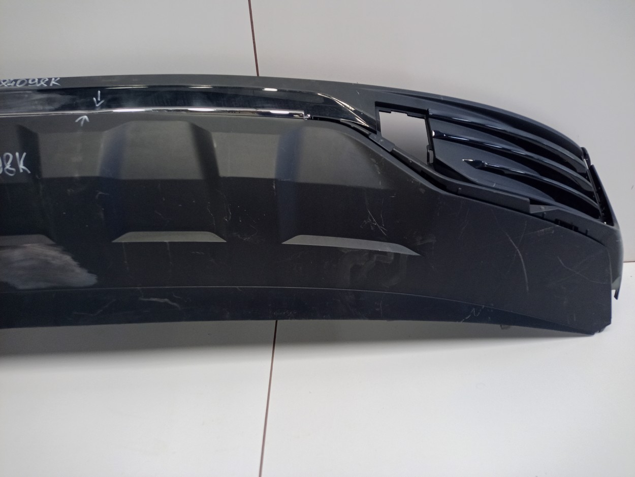 Юбка заднего бампера Geely Monjaro