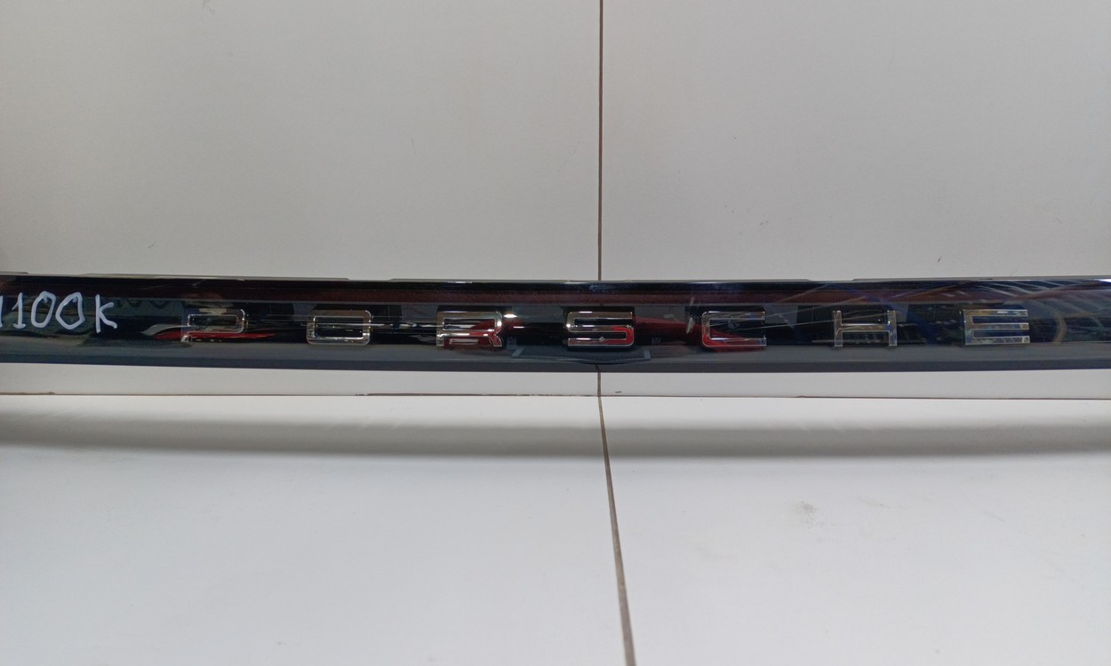 Фонарь задний центральный Porsche Cayenne 3