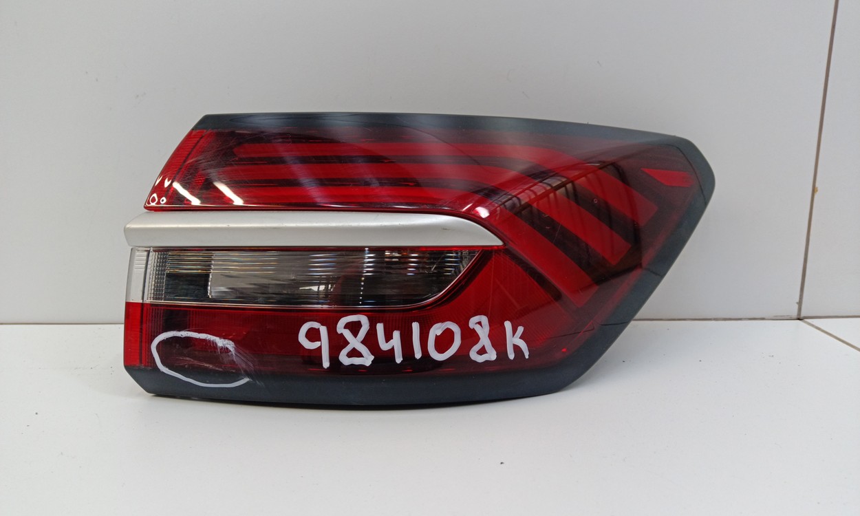Фонарь задний правый наружный Geely Coolray LED