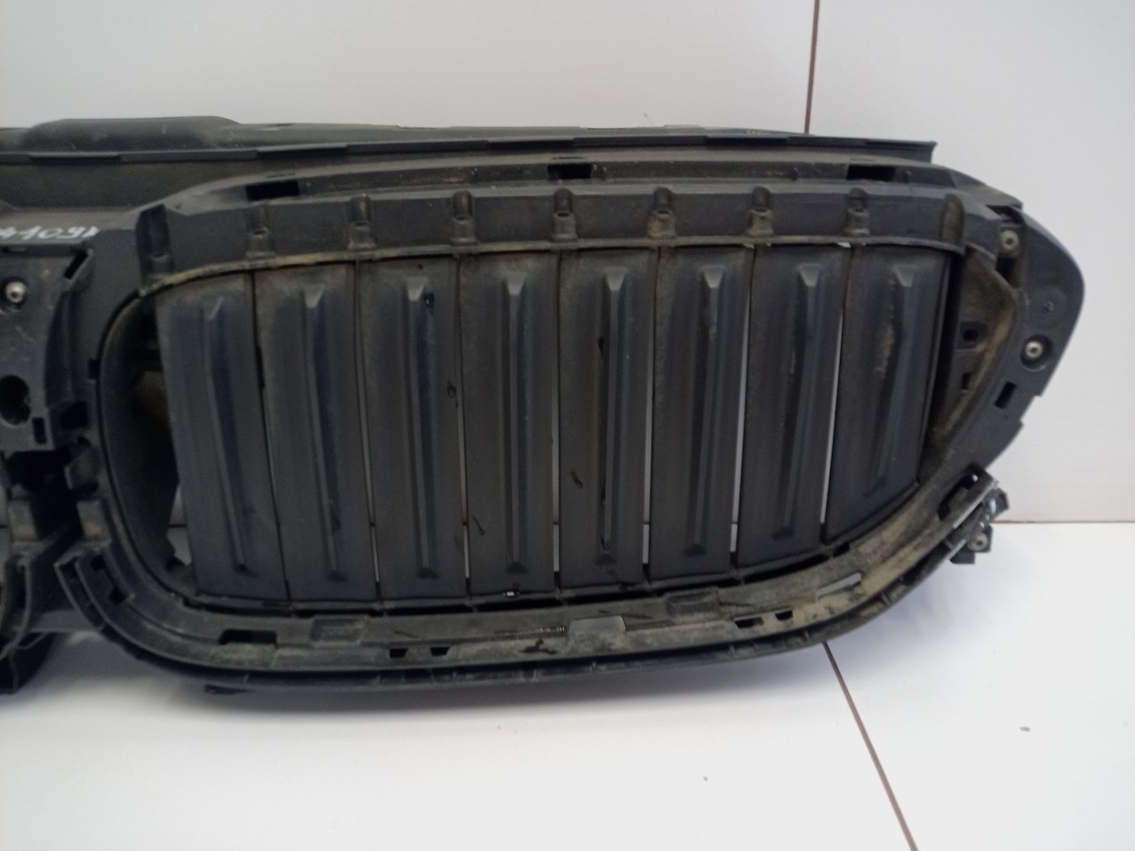 Жалюзи решетки радиатора BMW 5er G30