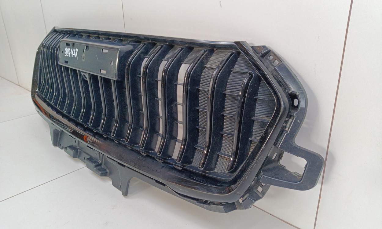 Решетка радиатора Haval Jolion Restail под камеру