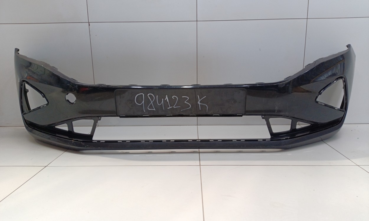 Бампер передний Volkswagen Polo 6 Liftback