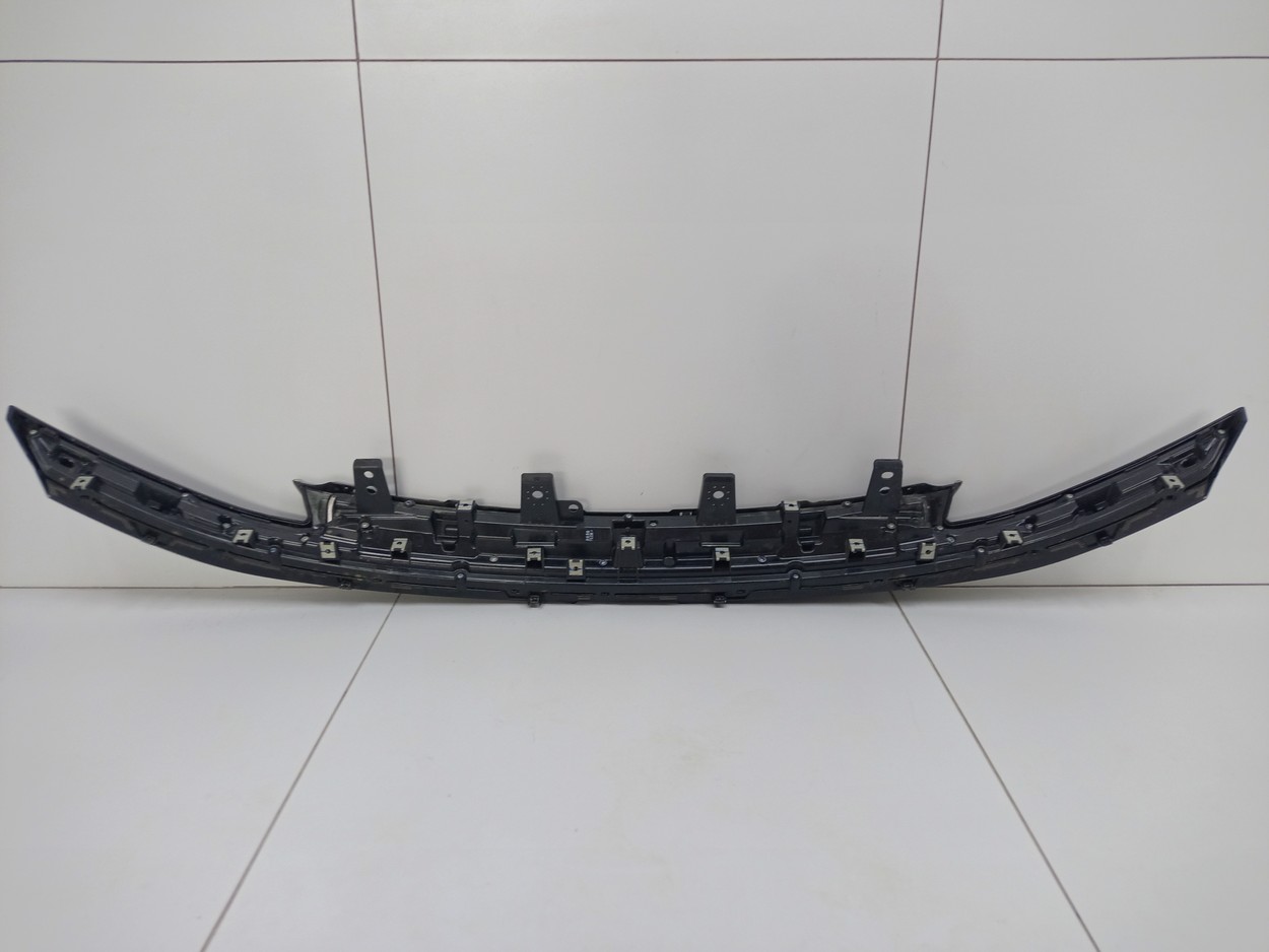 Накладка решетки радиатора верхняя Changan CS55Plus Restail LED