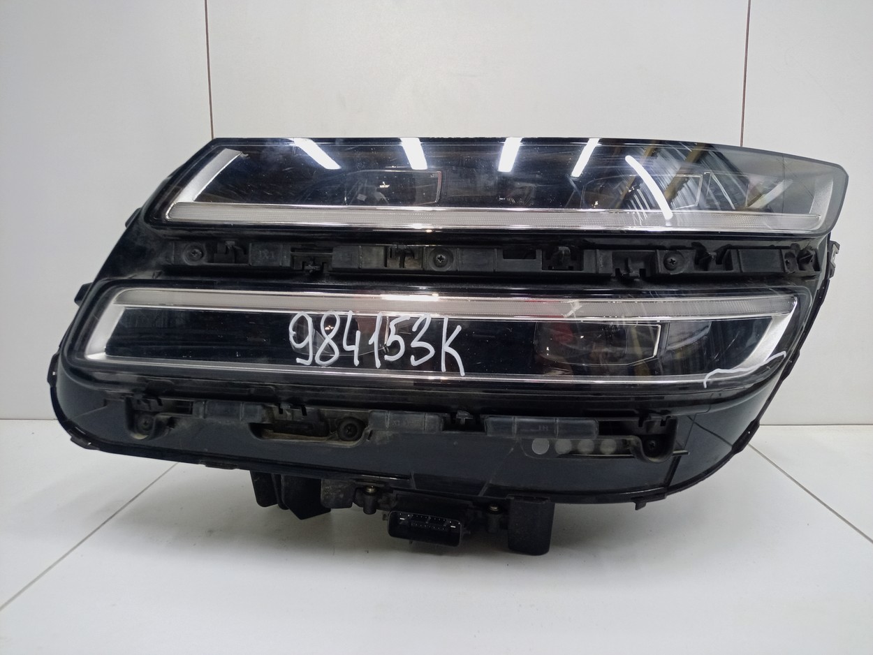Фара передняя левая Genesis GV80 LED
