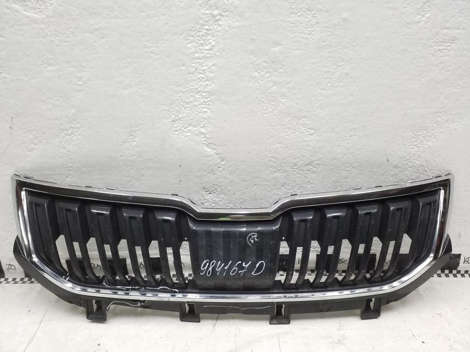 Решетка радиатора Skoda Karoq