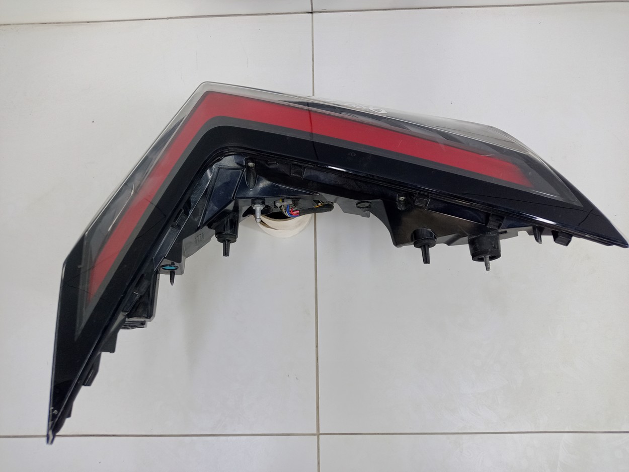 Фонарь задний левый наружный Geely Atlas 2 LED