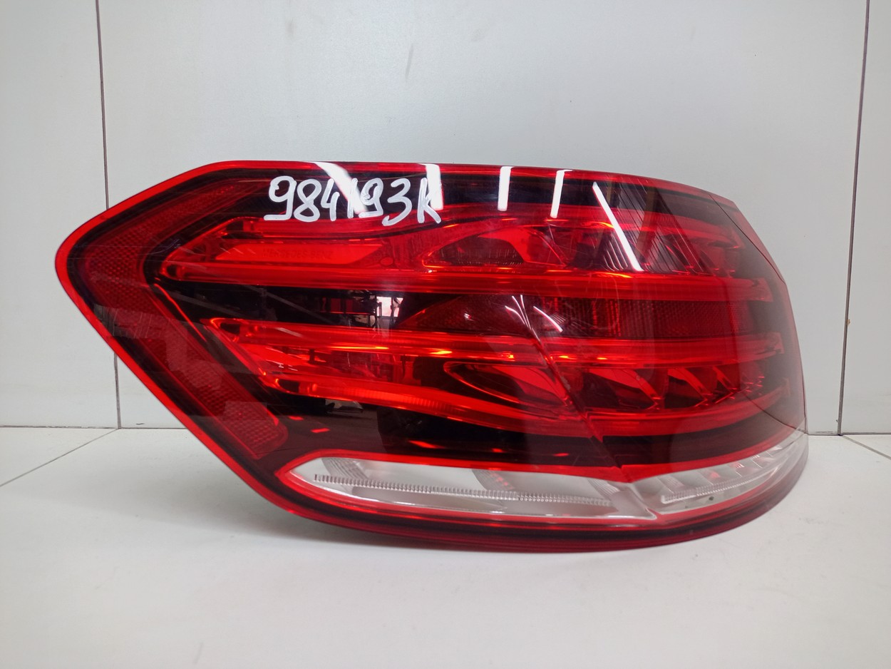Фонарь задний левый наружный Mercedes Benz E-Klasse W212 Restail LED