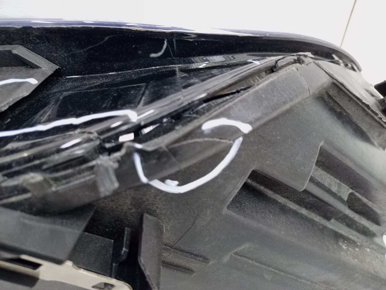 Фара передняя левая Volvo XC60 2 Restail LED
