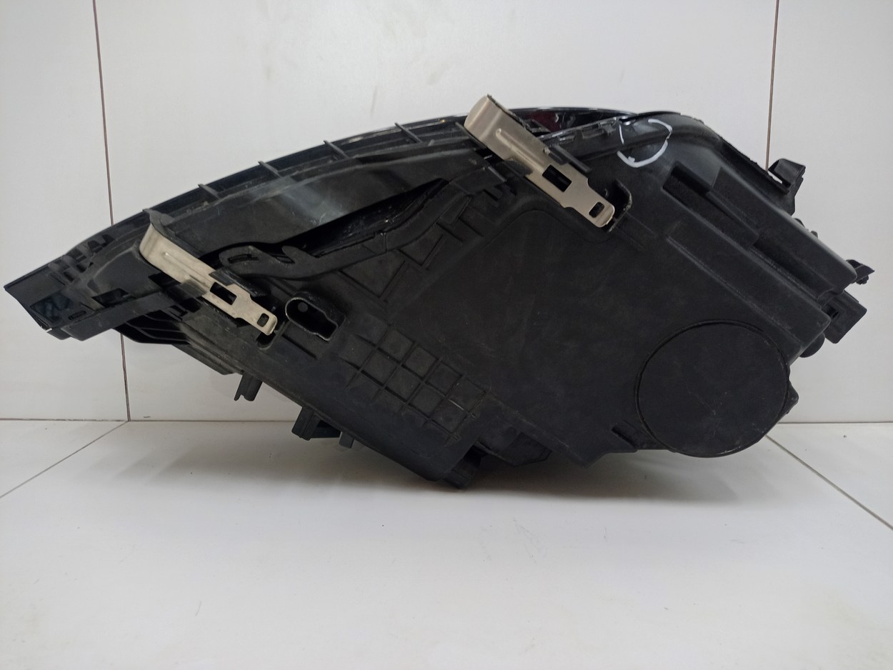 Фара передняя левая Volvo XC60 2 Restail LED