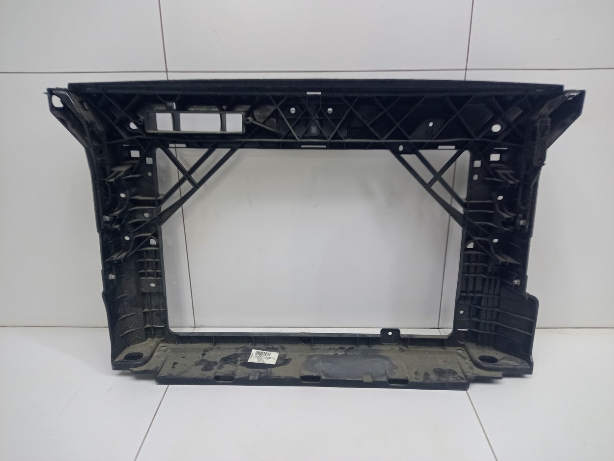 Панель передняя Skoda Rapid 1